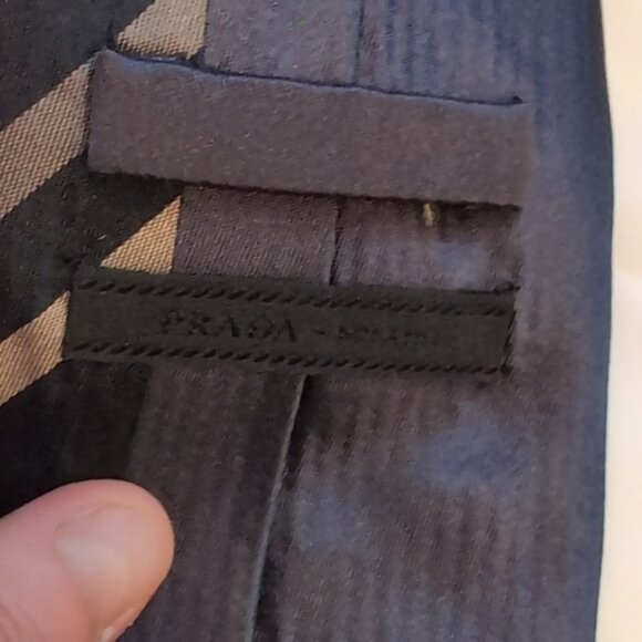 Prada Silk Gray Tie - Picture 2 of 5
